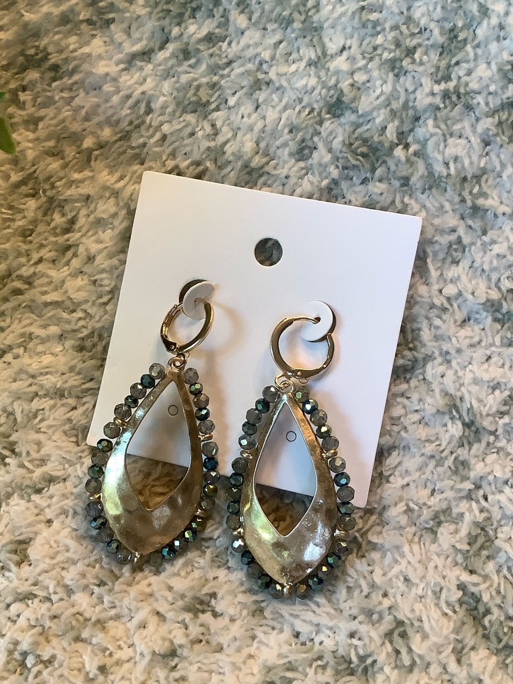 Tropical Hammered Gold Crystal Encrusted Pierced Fashion Earrings NWT 2.25x1”